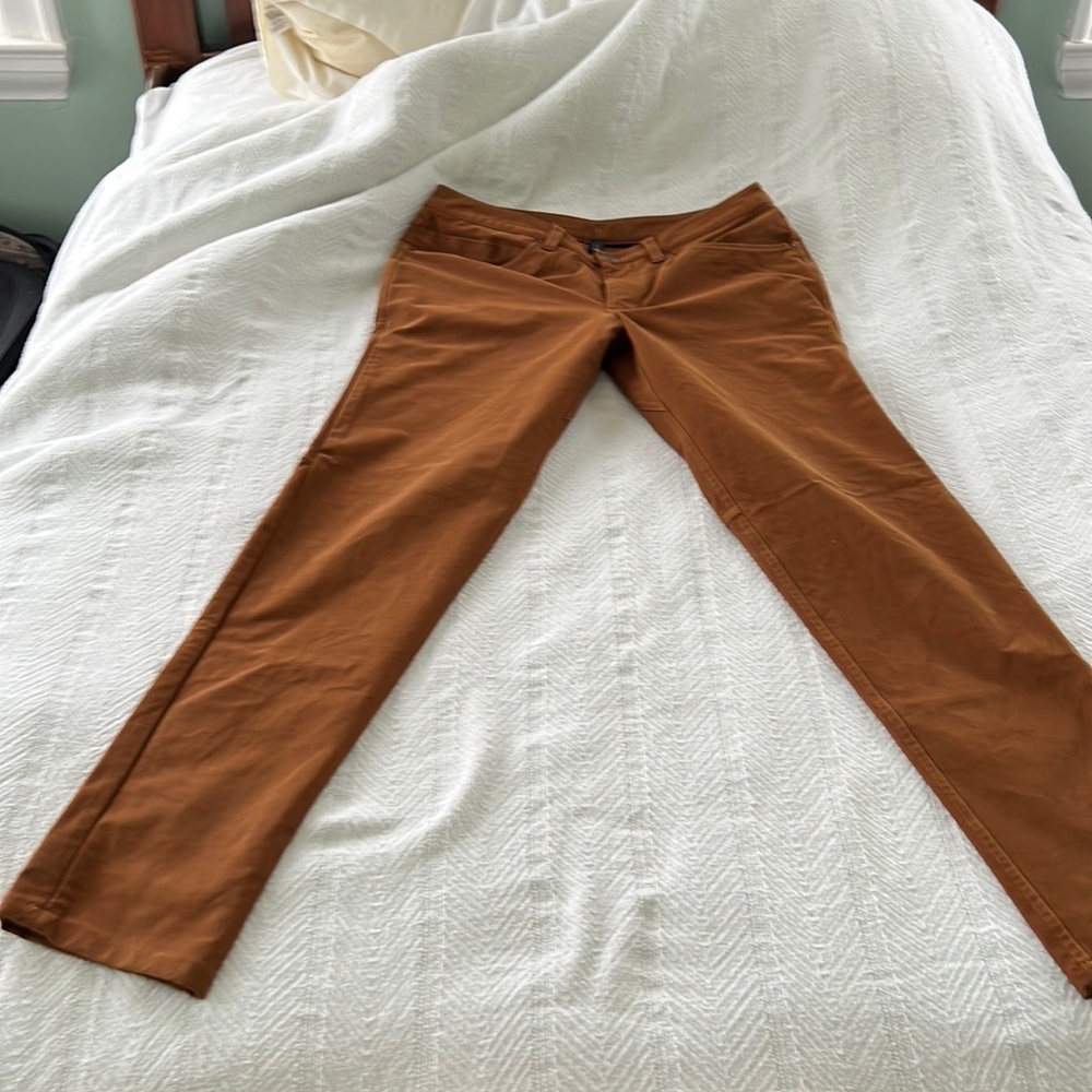 Lululemon ABC jeans.